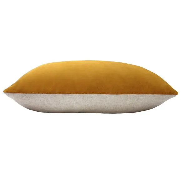Furn. Contra Velvet Cushion 3