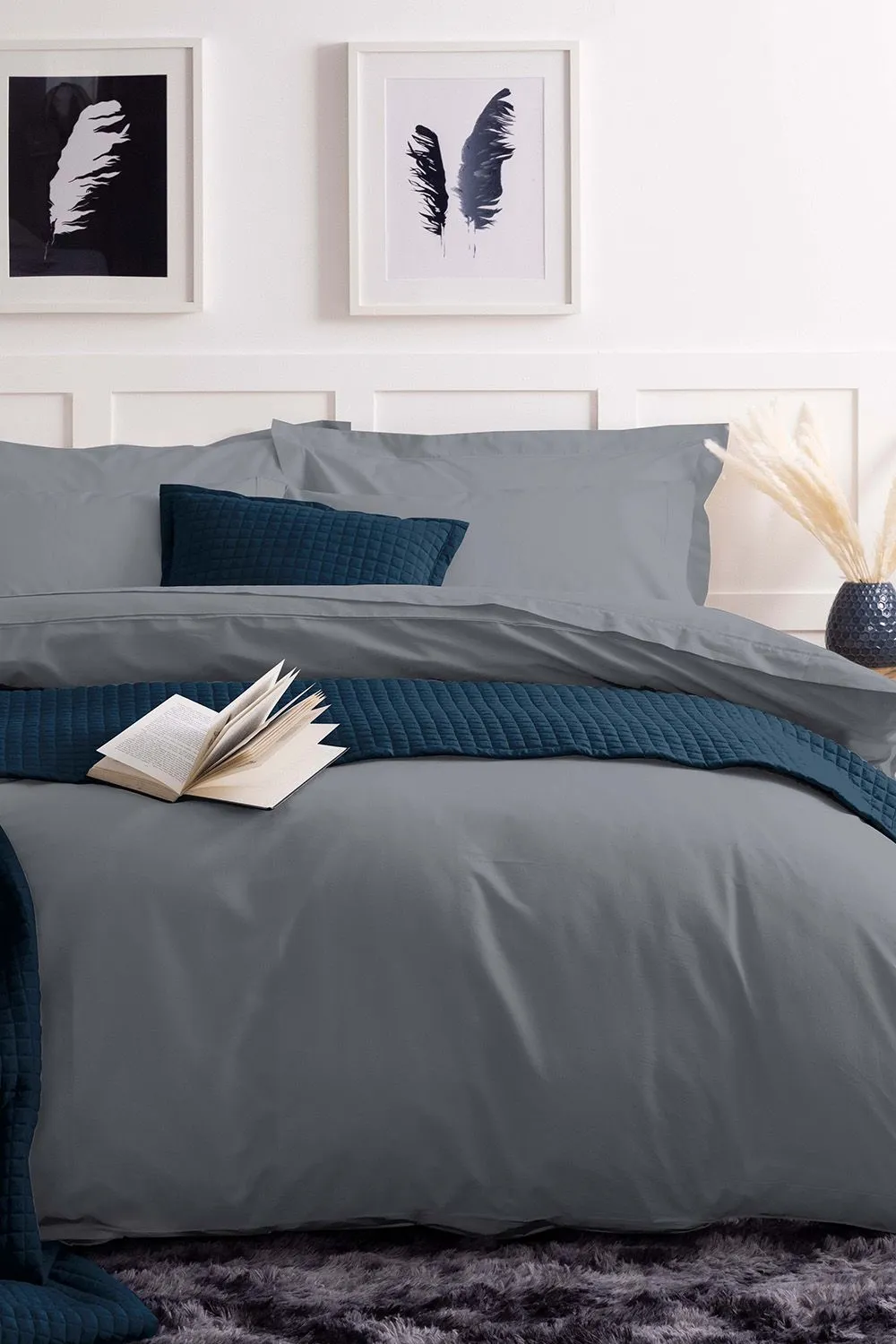 Belledorm Easy Care 200 Thread Count Cotton Polyester Percale Duvet Cover in Dark Grey 1
