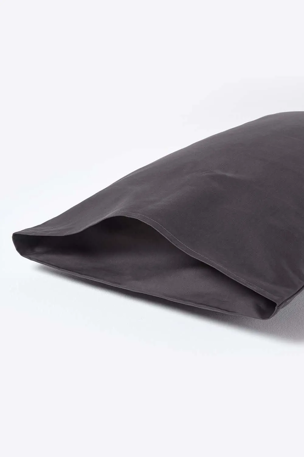 Homescapes Egyptian Cotton Housewife Pillowcase 1000 TC in Dark Grey 3