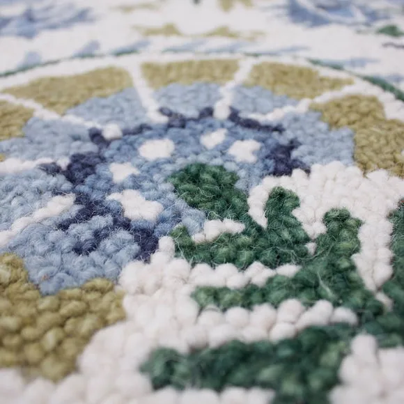 Hani Floral Wool Round Rug 2