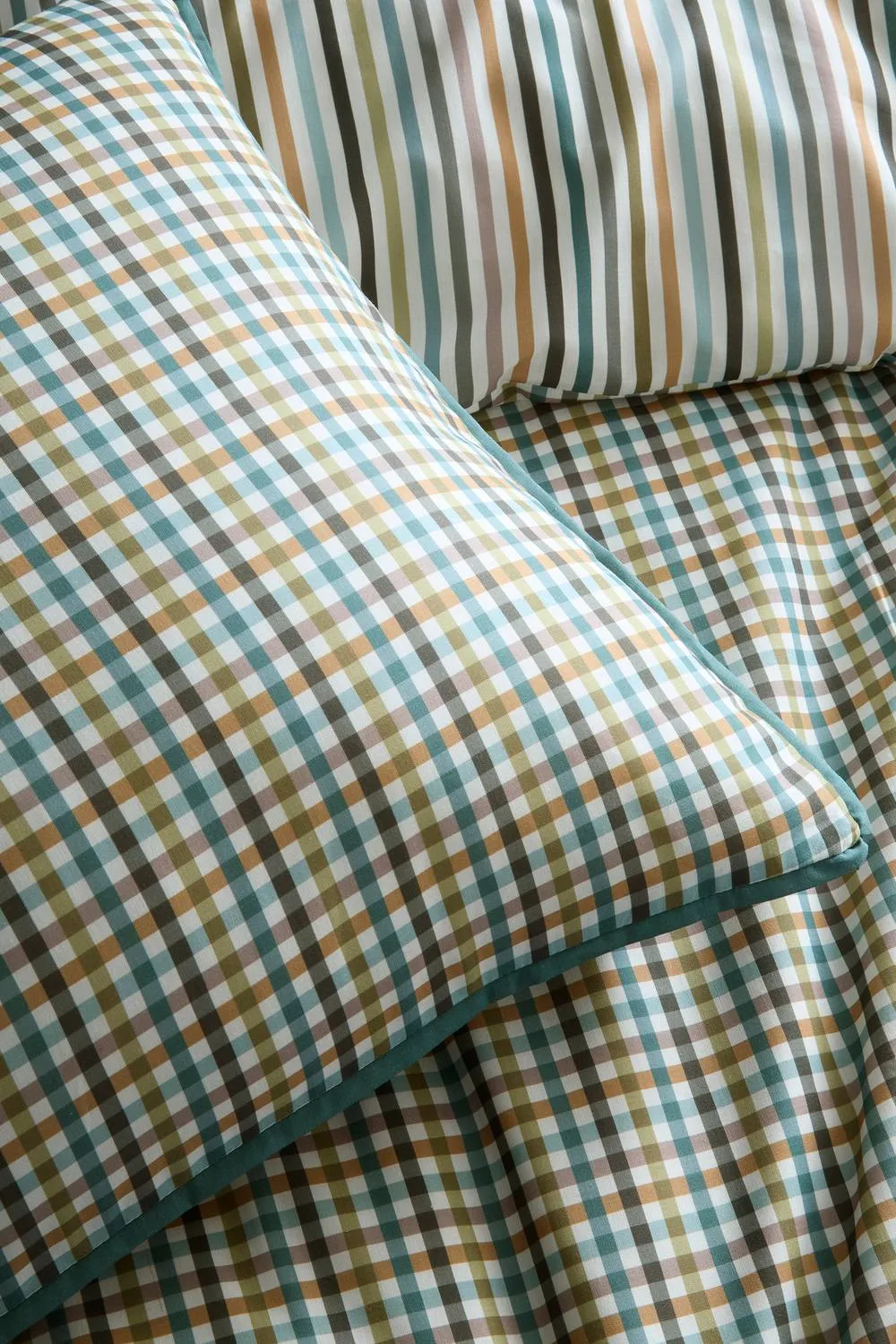 Appletree 'Micro Check' 100% Cotton Duvet Cover Set in Green 3