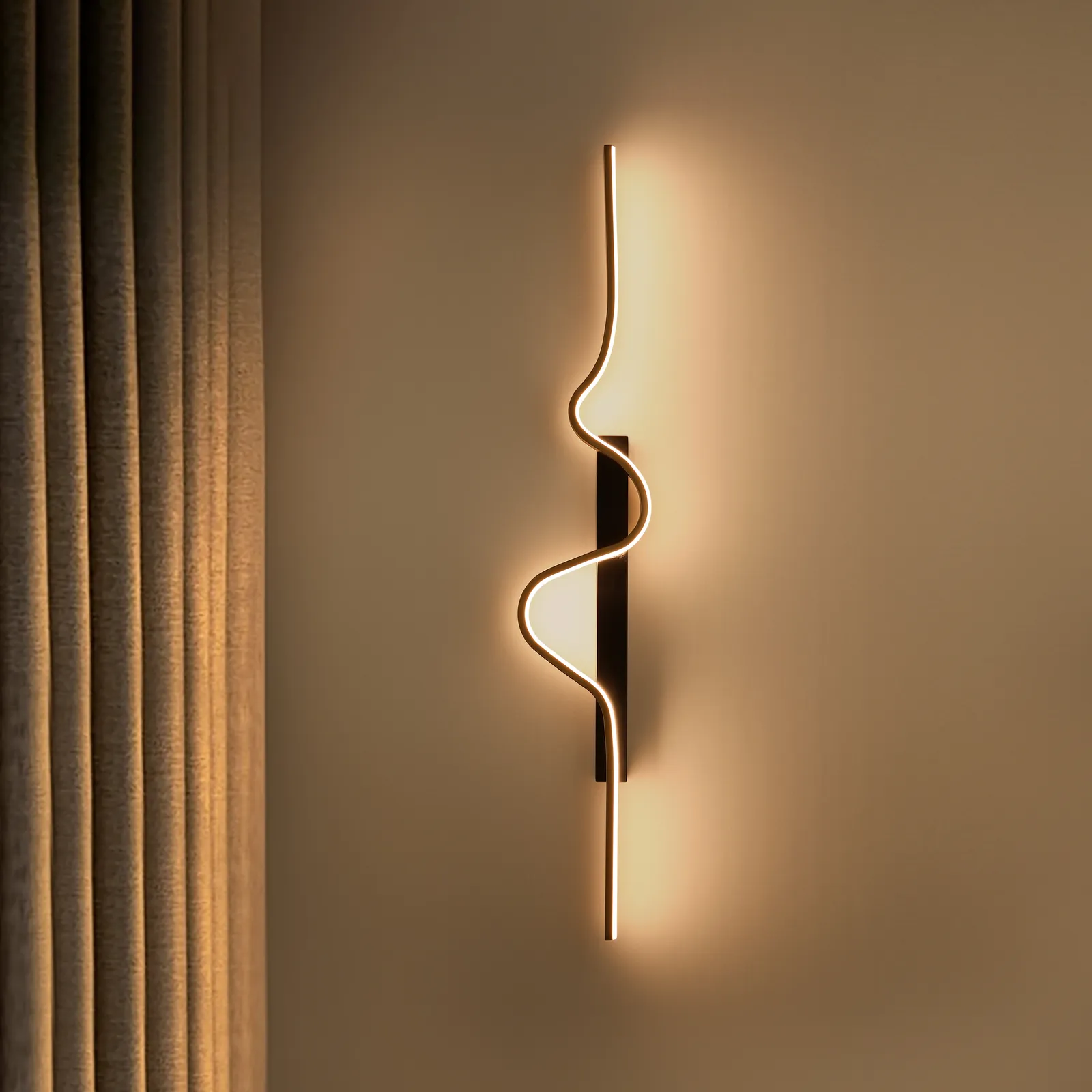 Modern Linear 1000mm Wall Lighting LED Black & Gold Wall Sconce Lighting