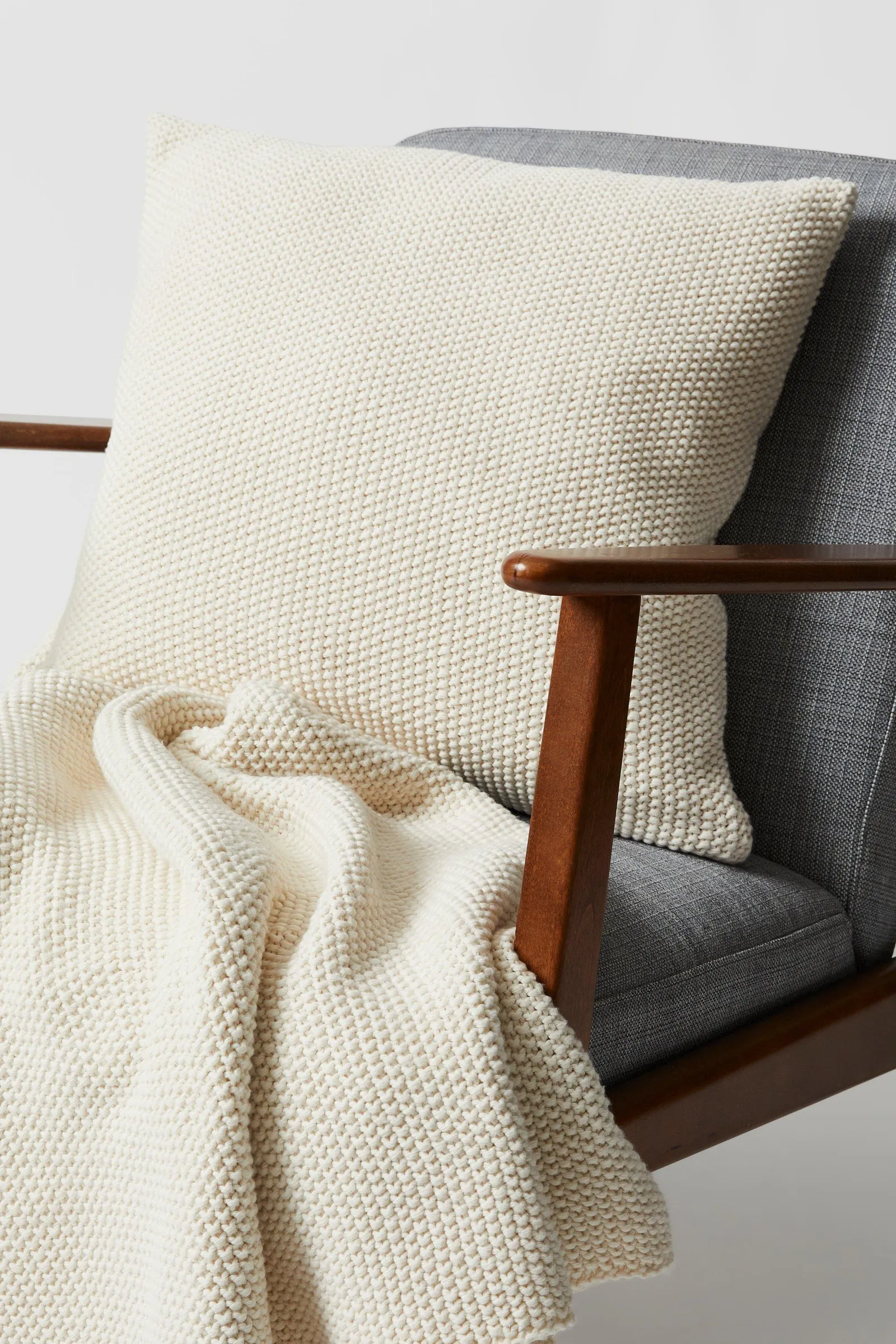 Rib Knit Cushion