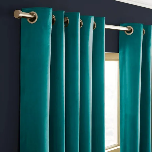 Luxe Velour Eyelet Curtains (Blackout Available) 1