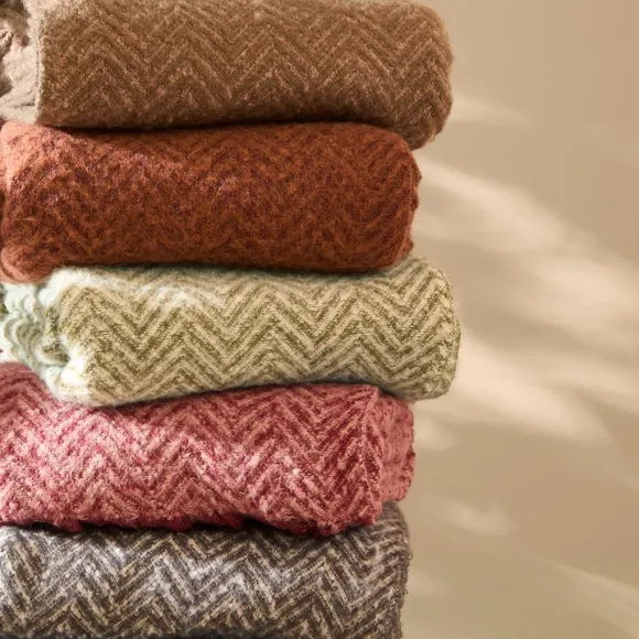 Furn Tweedie Brushed Herringbone Throw Pink/Burgundy 130 X 180Cm, Pink 4