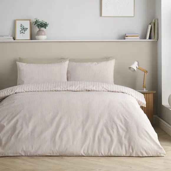 Catherine Lansfield Epping Textured Stripe Reversible Polycotton Duvet Cover & Pillowcase Set 3