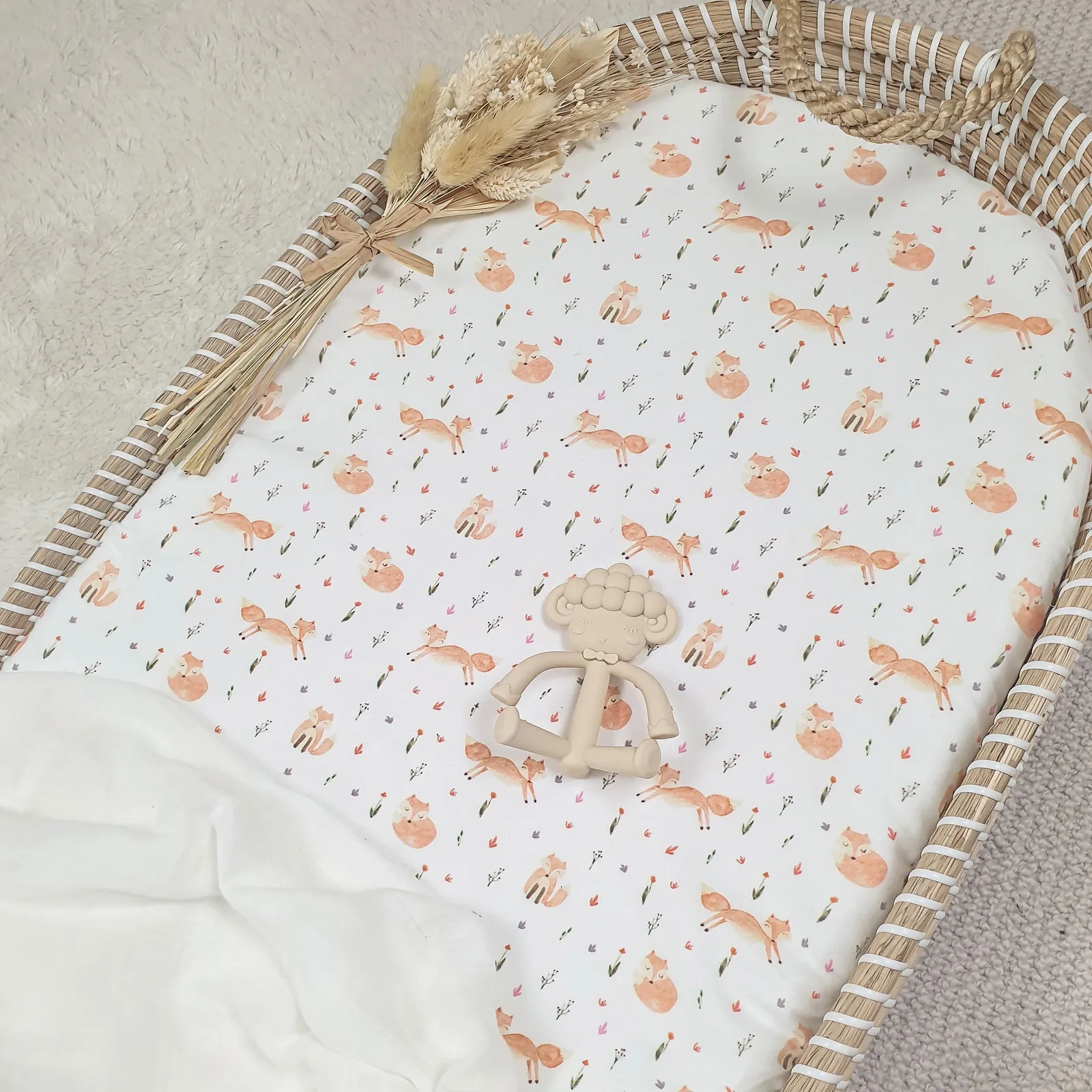 Minky Myles Baby Fitted Moses Basket Sheet. Cotton Fox Nursery Sheet. Crease. Baby Bedding Crib Sheets in White