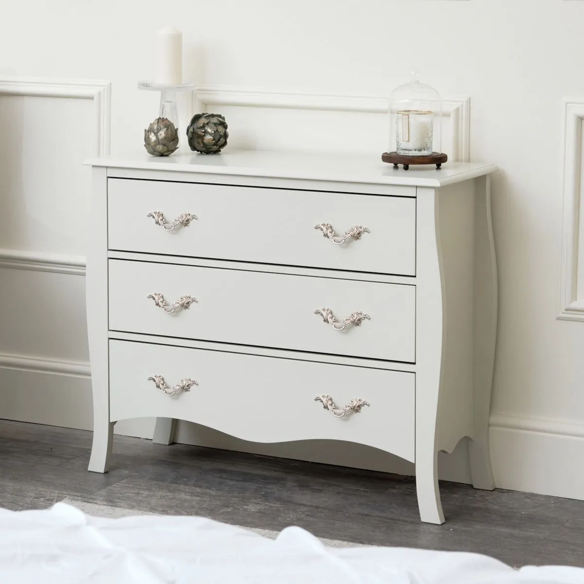 Melody Maison Large 3 Drawer Chest Of Drawers - Elizabeth Ivory Range 2