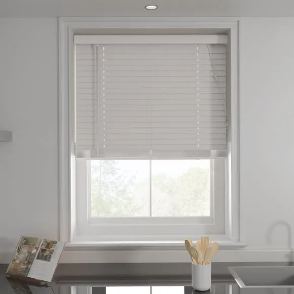 Fauxwood Venetian Blind 1