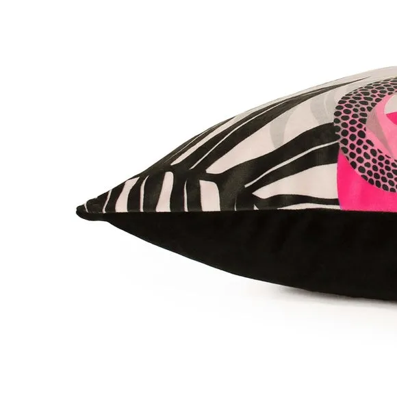 Furn. Serpentine Black Square Velvet Cushion 5