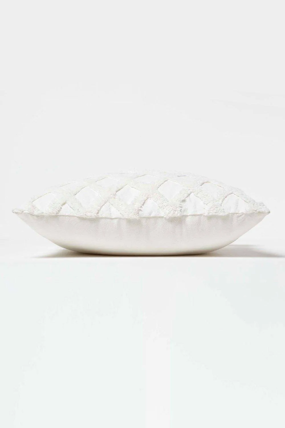 Homescapes Geometric Diamond Tufted Cotton Cushion in White 4