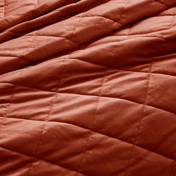 Castleton Quilted Bedspread 2