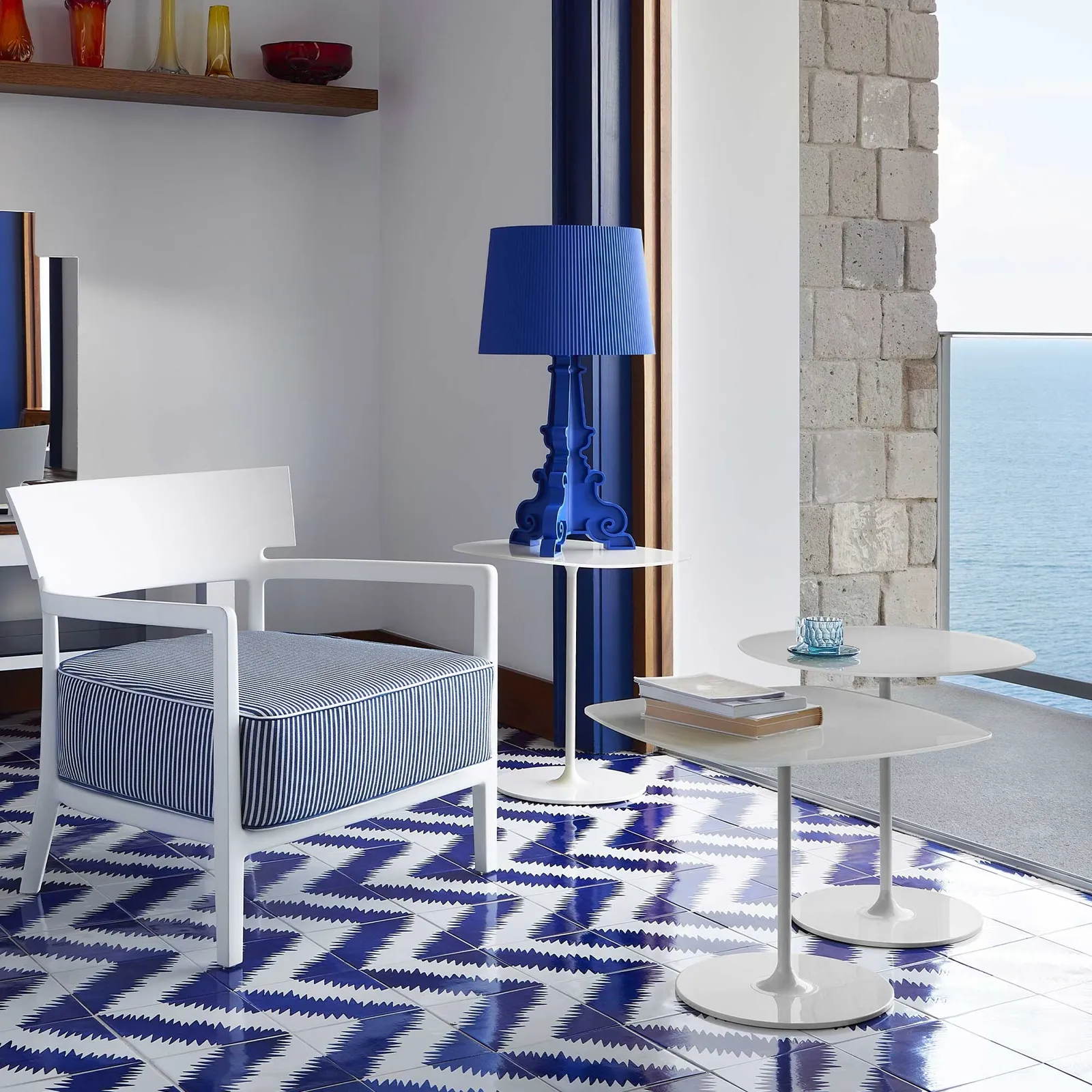 Kartell Thierry Side Table 45X45X45 White, Round Glass | Barker & Stonehouse 2