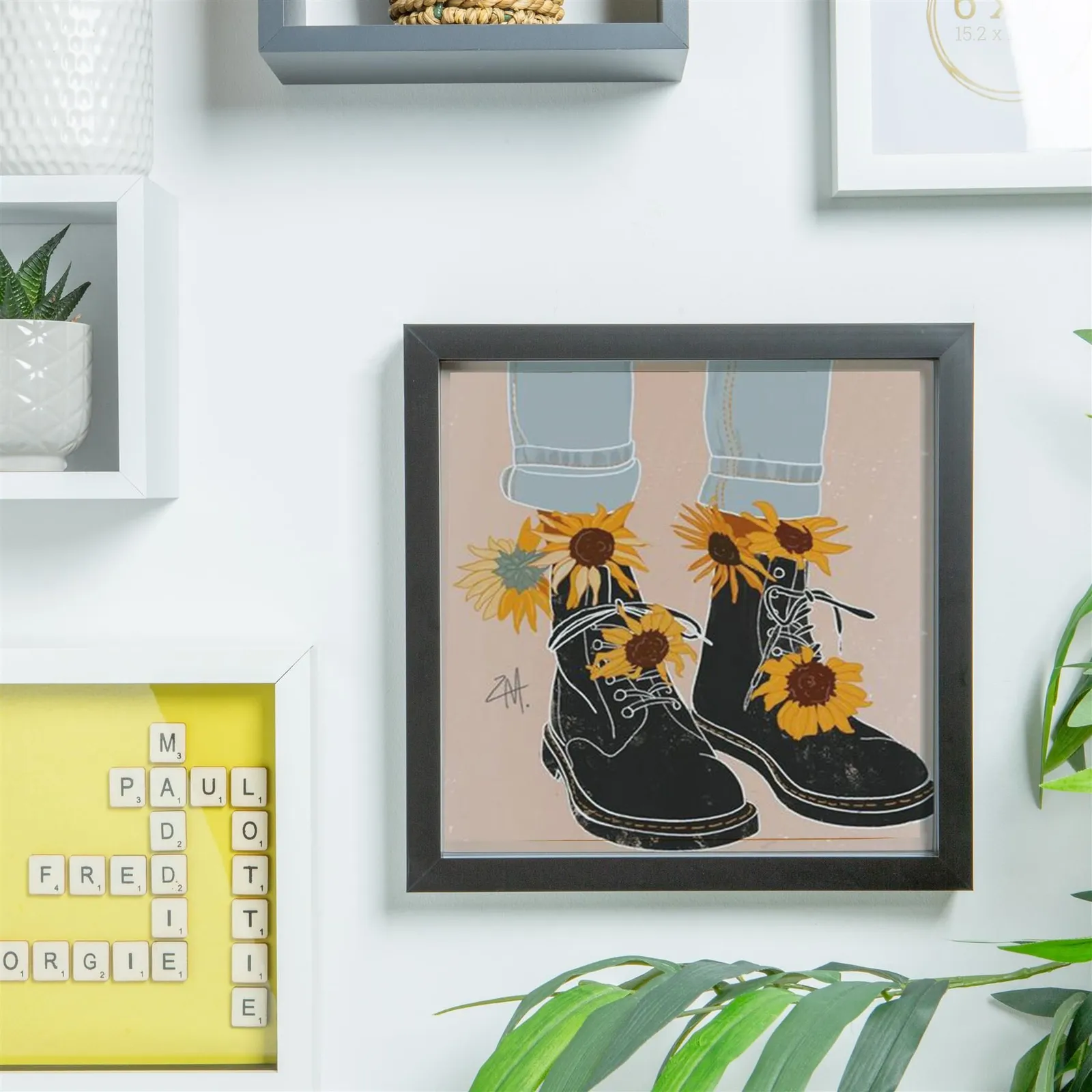 Nicola Spring 10x10" 3D Box Photo Frame in Black 5