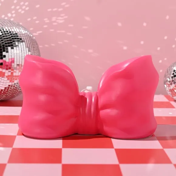 The Feel Good Club Hot Pink Bow Shaped USB Lamp