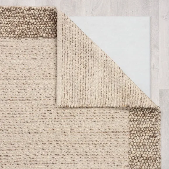 Pebble Wool Border Rug 3