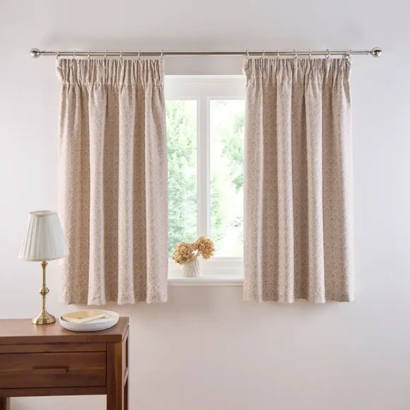 Heritage Mulberry Pencil Pleat Curtains 4