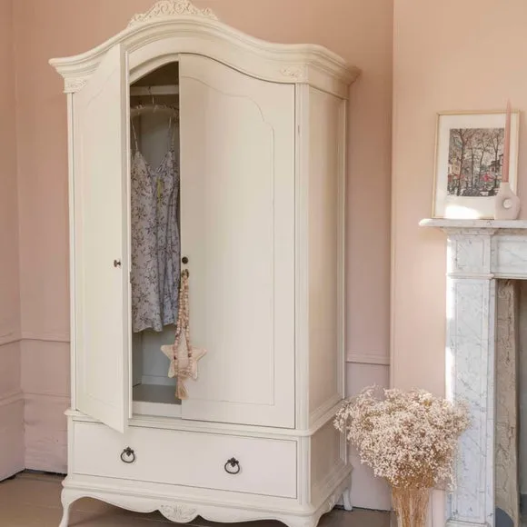 Willis and Gambier Double Wardrobe 2