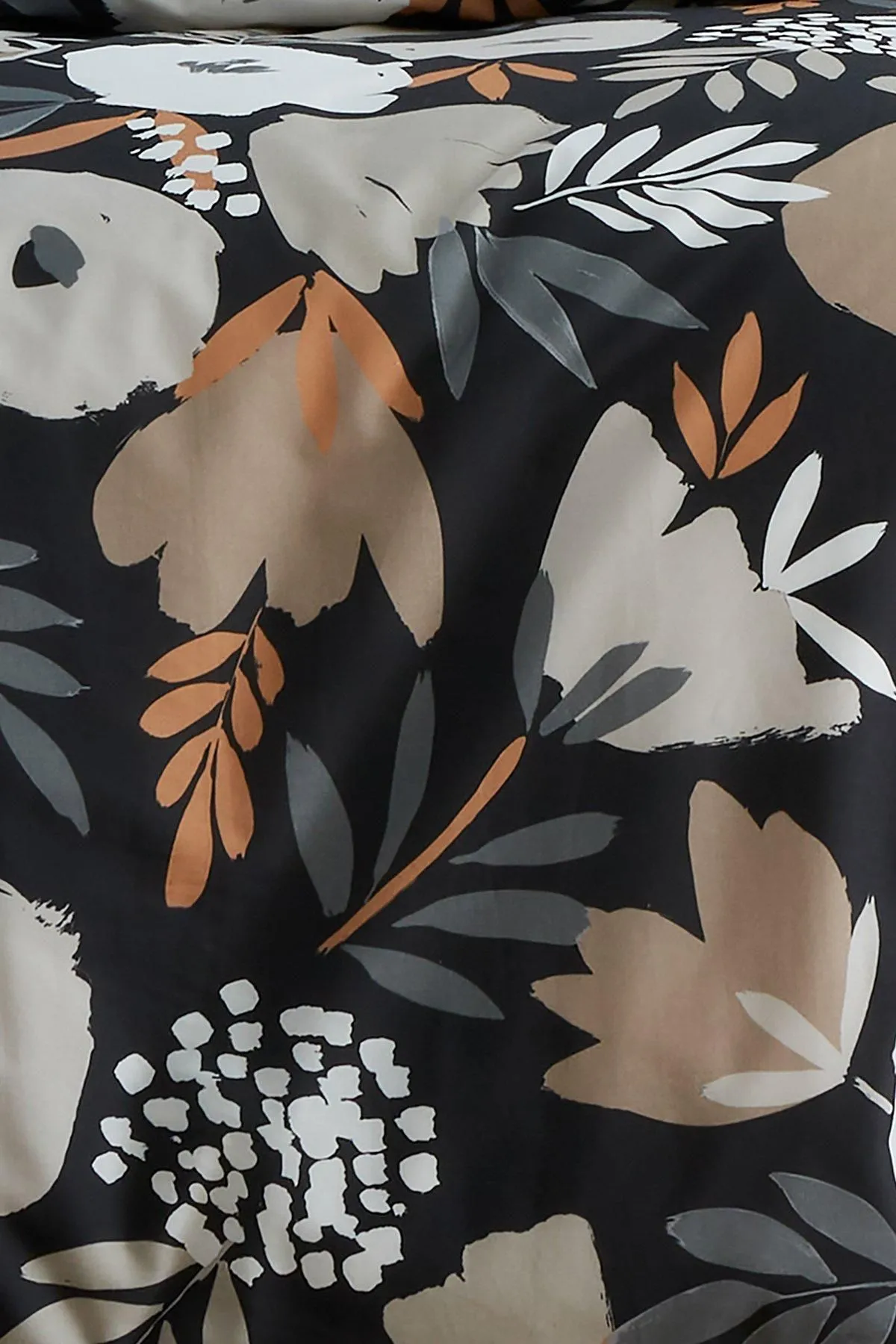 Fusion 'Yasmin' Abstract Floral Easycare Duvet Cover Set in Black 3
