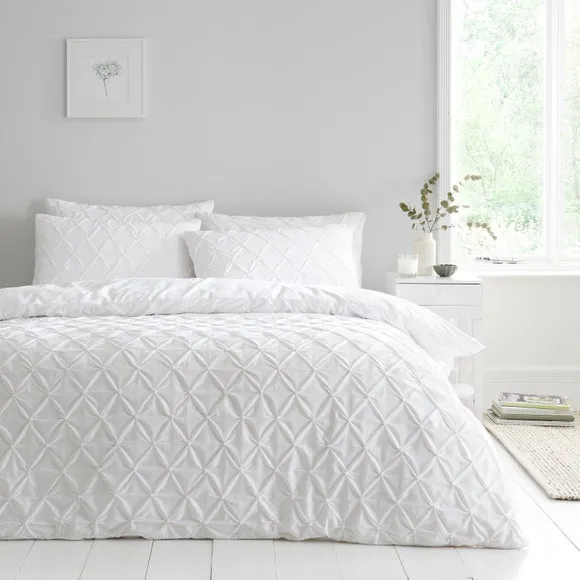 Aster Pintuck 100% Cotton Duvet Cover & Pillowcase Set 1