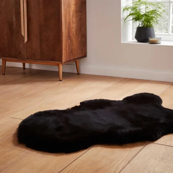 Super Teddy Faux Sheepskin Rug 2