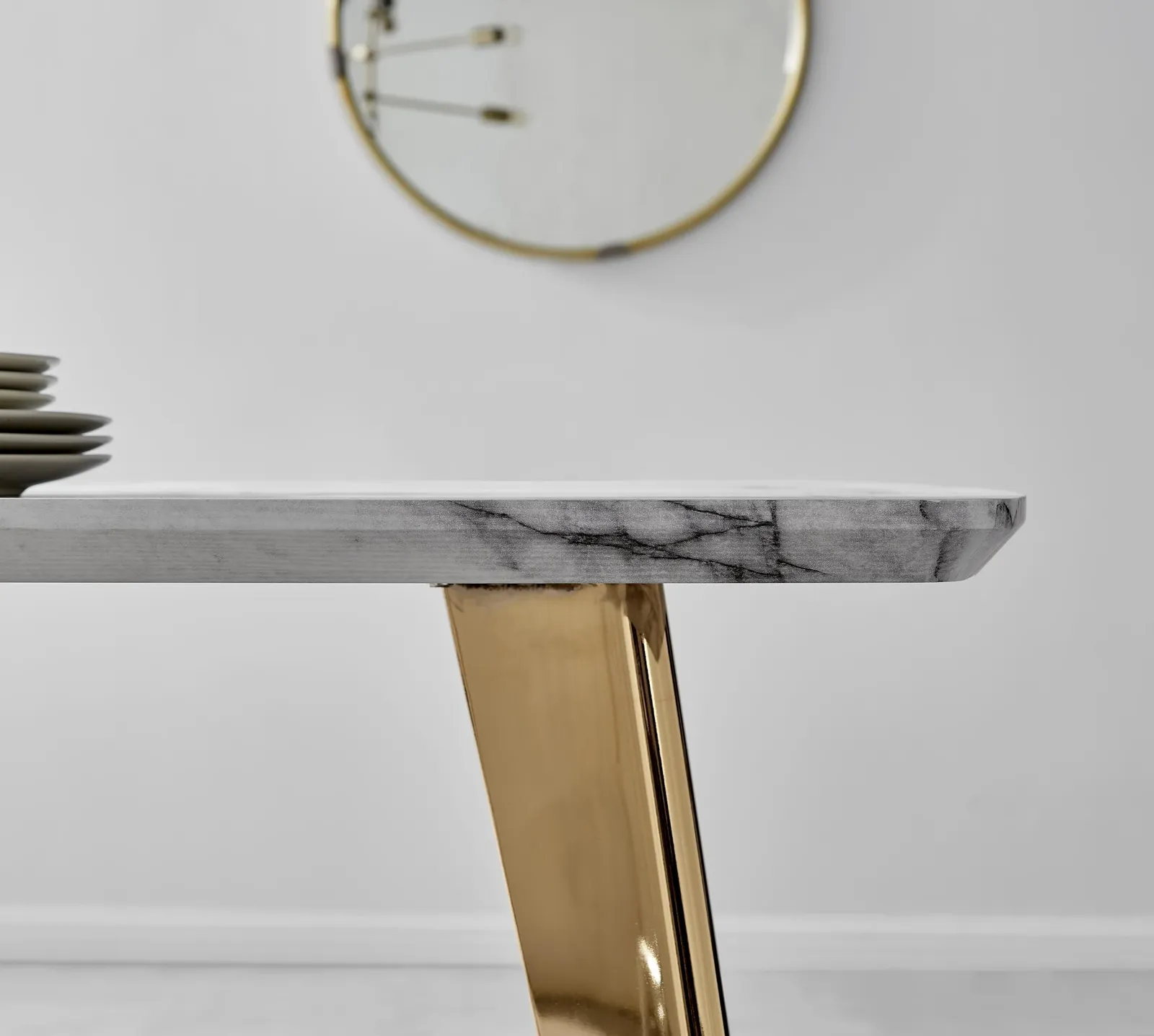 FurnitureboxUK Andria White Marble Effect Rectangular 6-Seater Dining Table in Gold 5