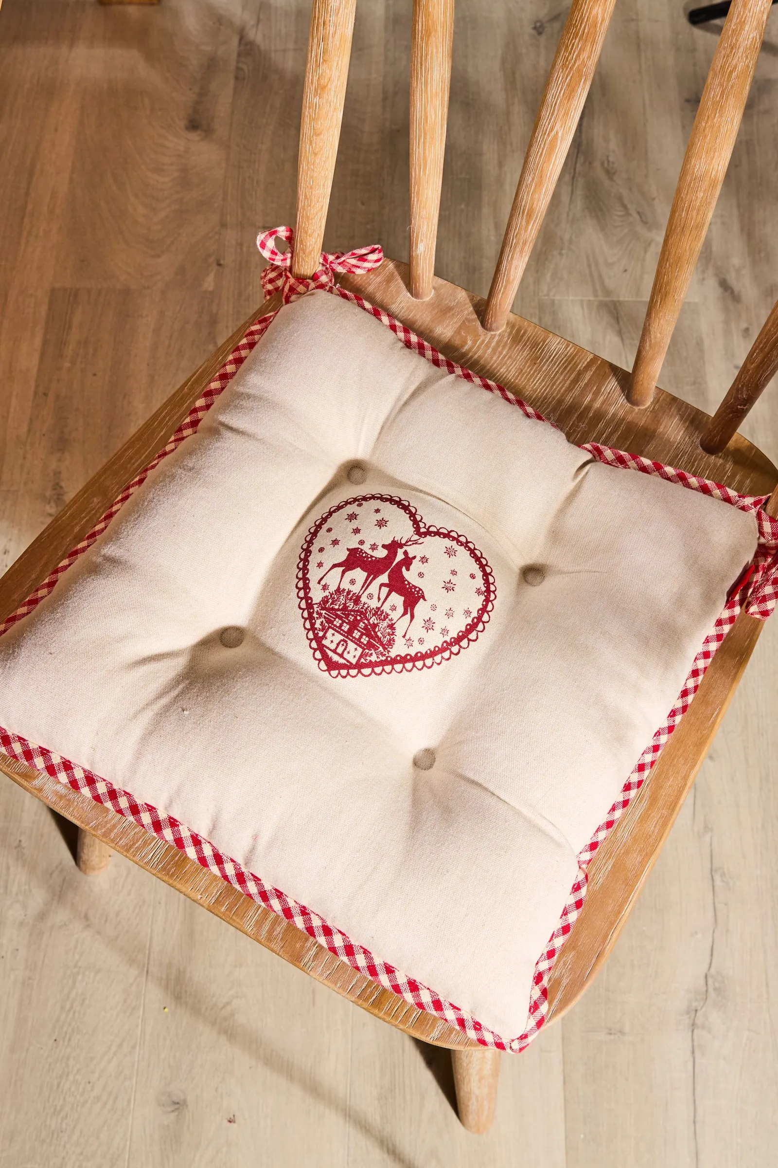 Dibor Set of 4 Traditional Gingham Stag Indoor Dining Chair Seat Pads L40cm x W40cm in White