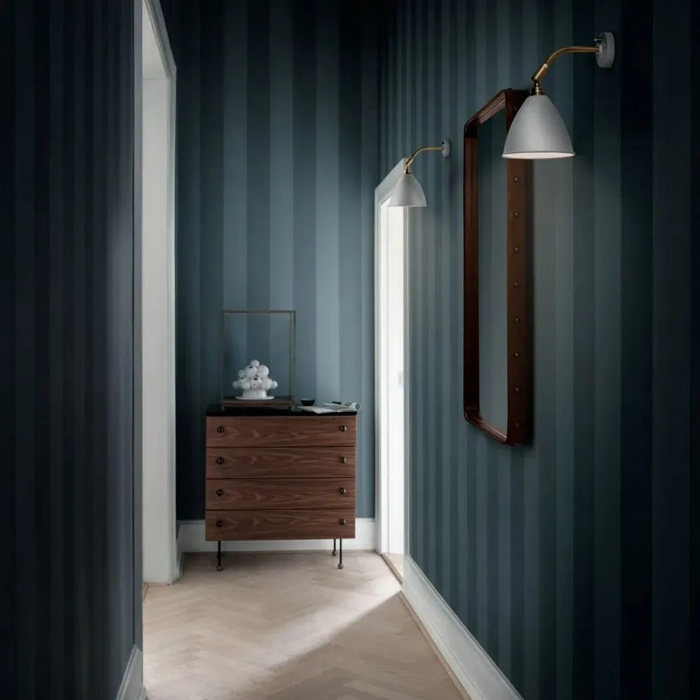 Gubi Bestlite BL7 Wall Lamp Base Bone China Shade 4