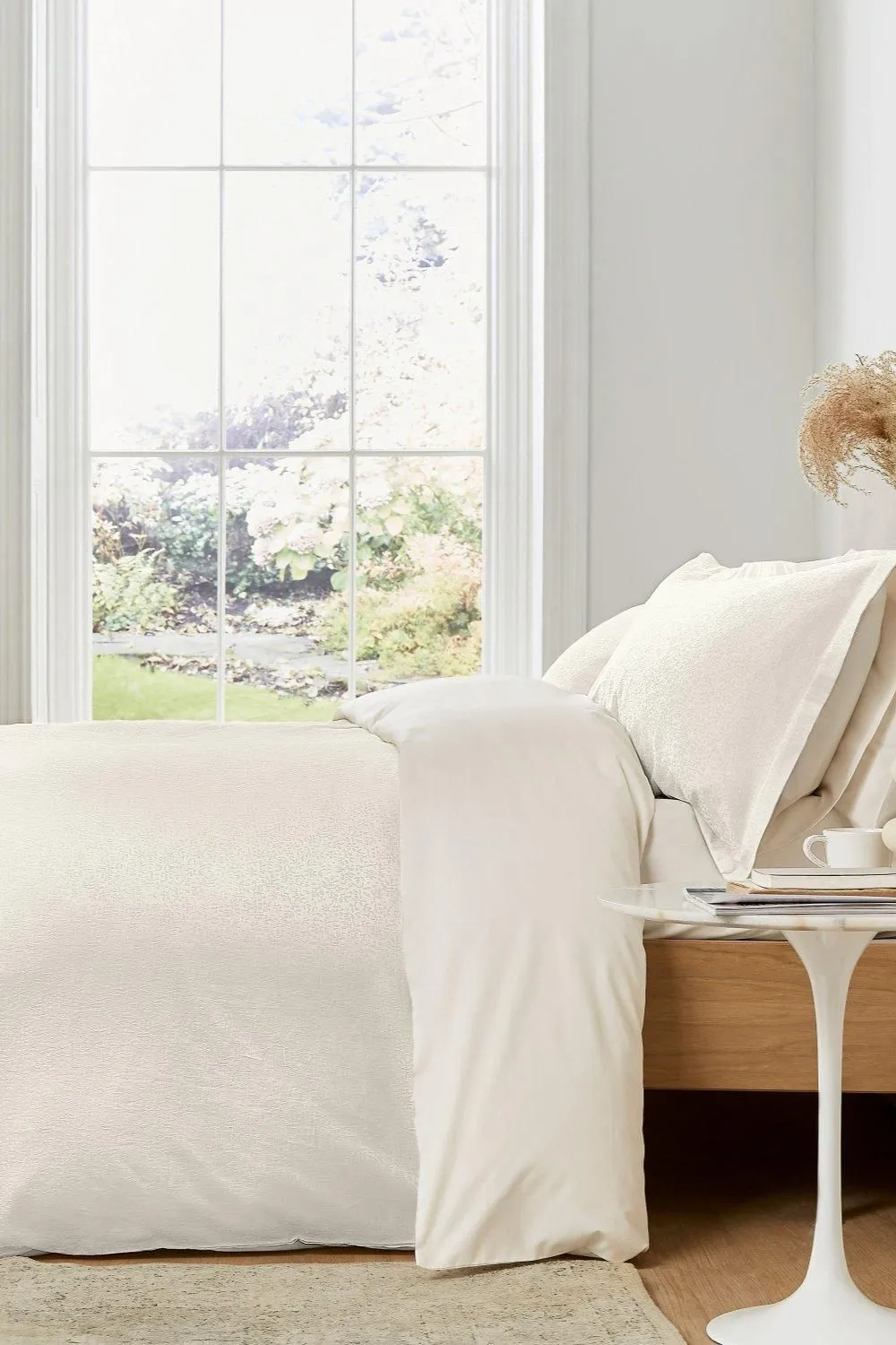 Murmur 'Meadow' Cotton Sateen Oxford Pillowcase in Ivory 3