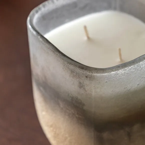 Mercury Amber and Lily Multi Wick Candle 2