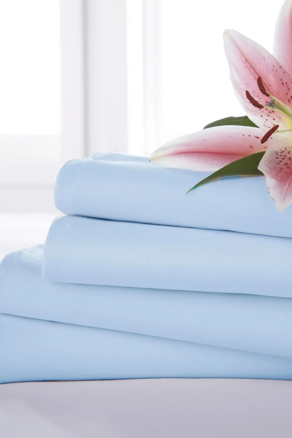Martex Percale Fitted Sheet in Light Blue 1