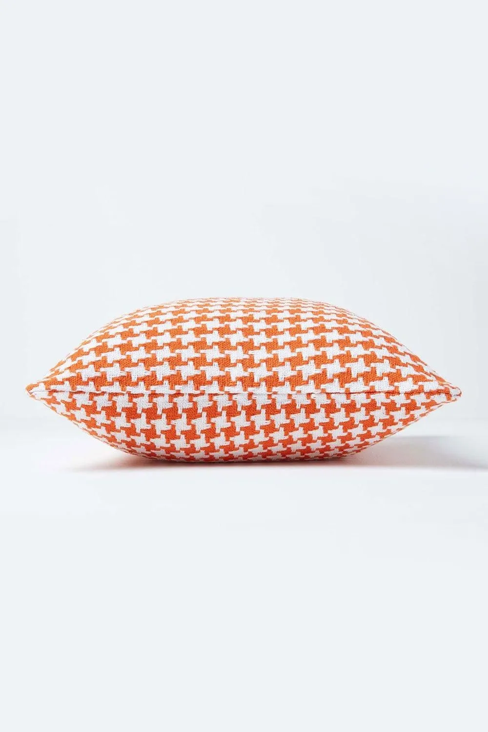 Homescapes Houndstooth 100% Cotton Cushion Cover in Orange 2