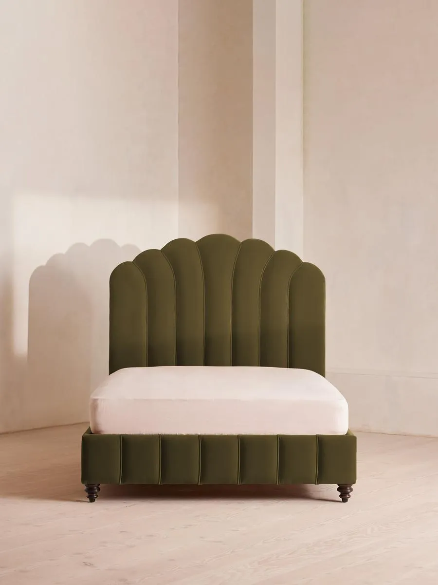 Manette Bed, King, Velvet, Olive