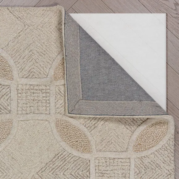 Phina Trellis Wool Rug 3