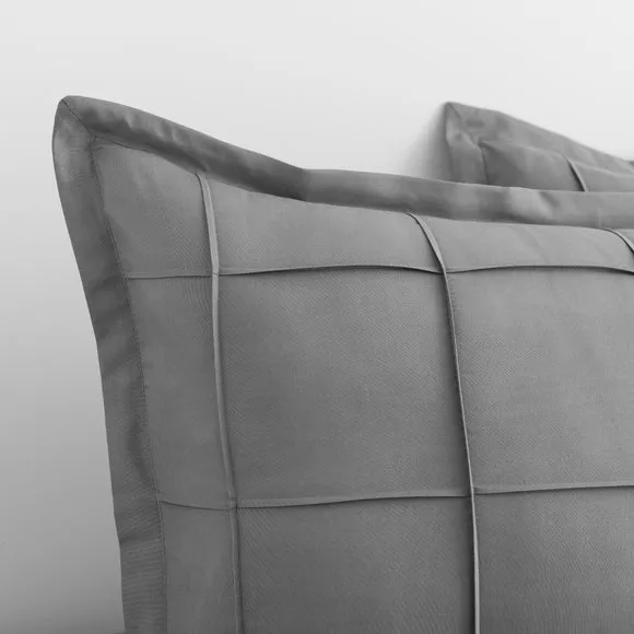 Jessa Pintuck Oxford Pillowcase 2