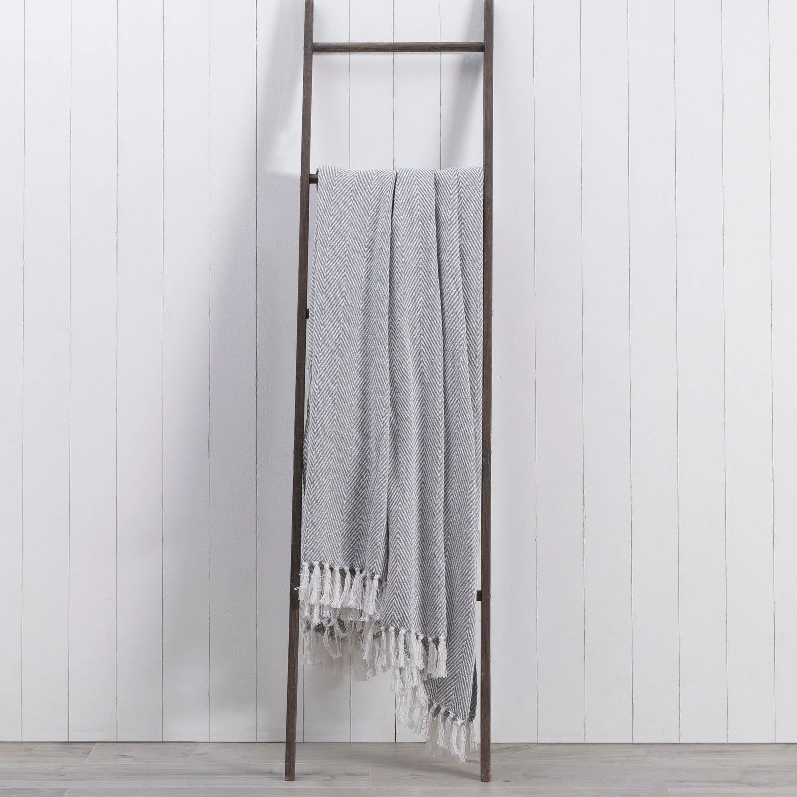 Jenson Herringbone Throw Blanket 1