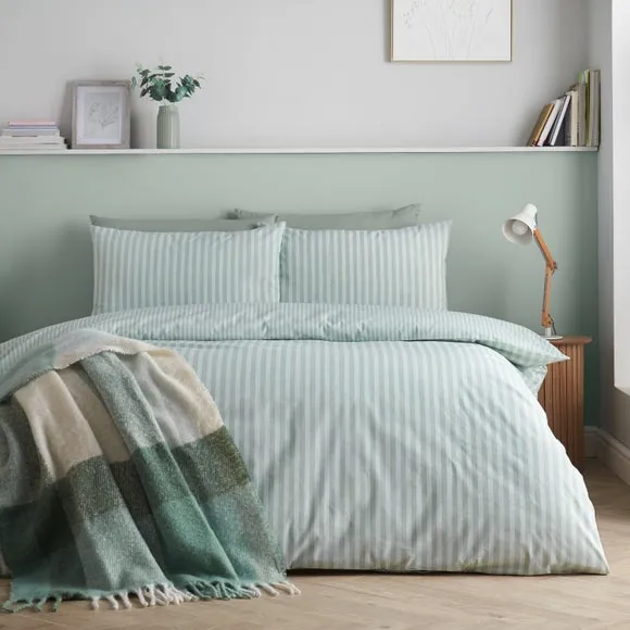 Catherine Lansfield Epping Textured Stripe Reversible Polycotton Duvet Cover & Pillowcase Set 5