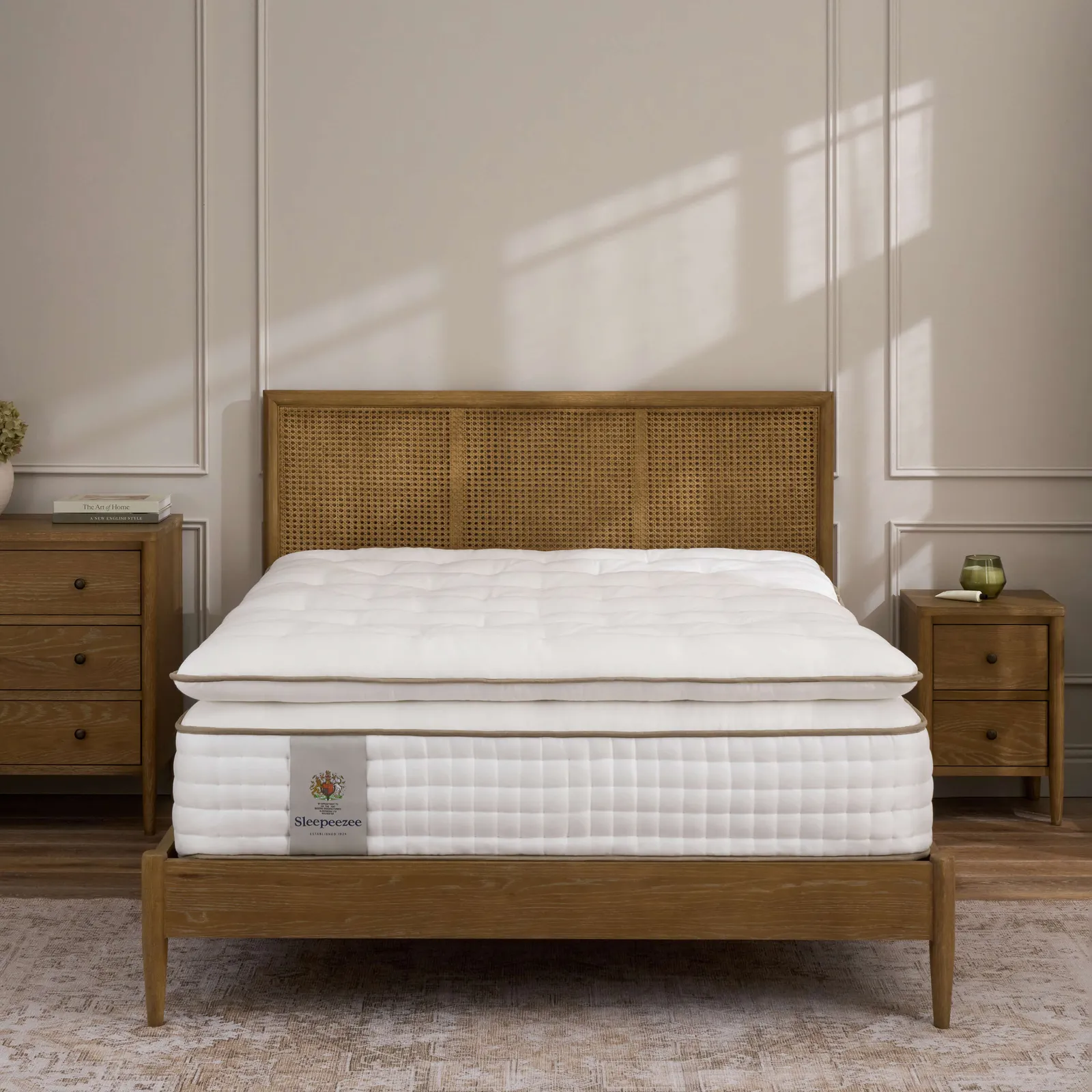 Regency Topper, Single