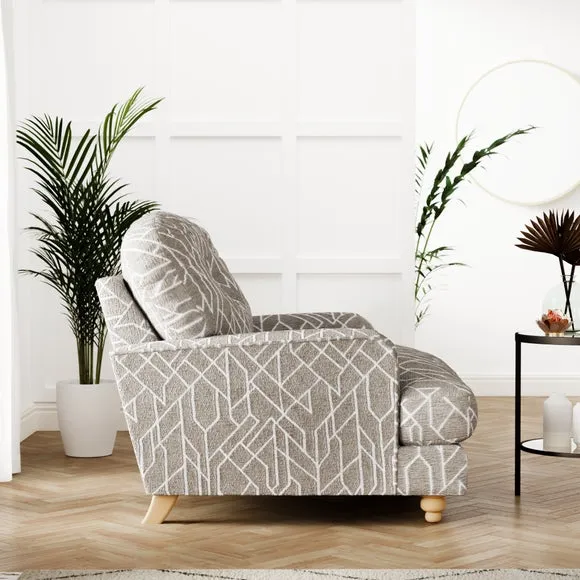 Martha Soft Berber Snuggle Chair 3
