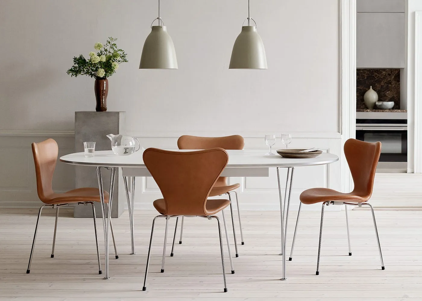 Fritz Hansen Series 7 Chair Upholstered Velvet Autumn Red 3