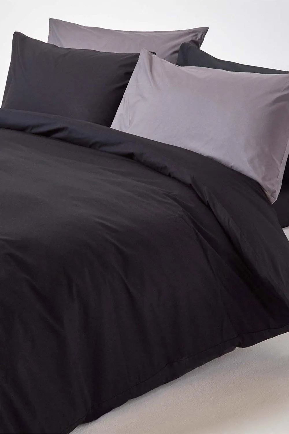 Homescapes Egyptian Cotton Duvet Cover with Pillowcase, 200 TC in Black 5