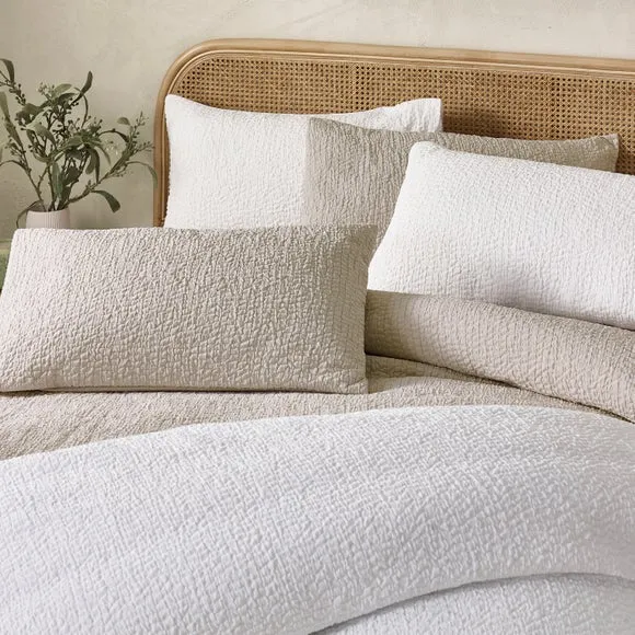 Catherine Lansfield Crinkle Seersucker Duvet Cover & Pillowcase Set 4