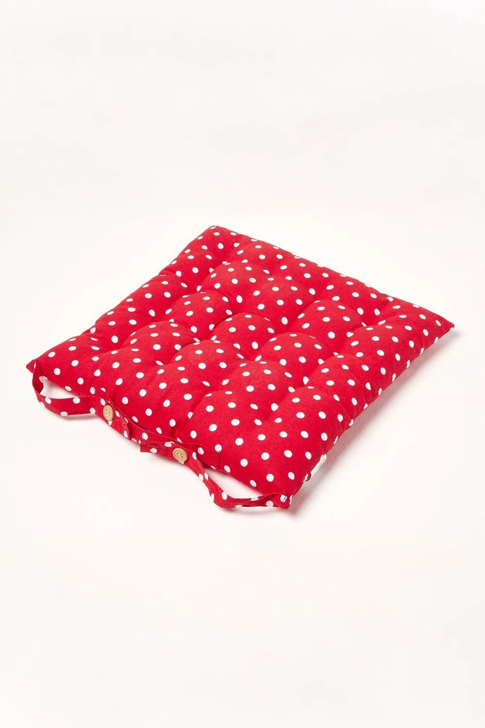 Homescapes 4 Pack Seat Pads Cotton Red Polka Dot Indoor Outdoor Garden Cushion, 40cm 3