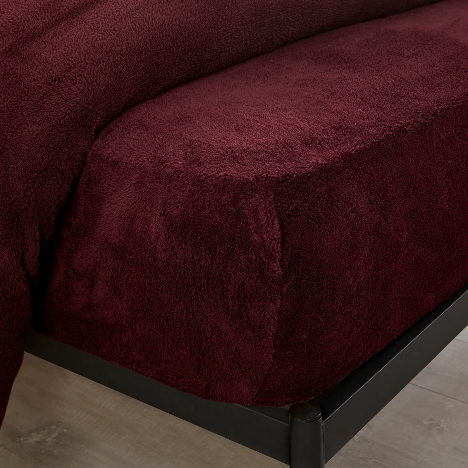 Teddy Bear Fitted Sheet Red