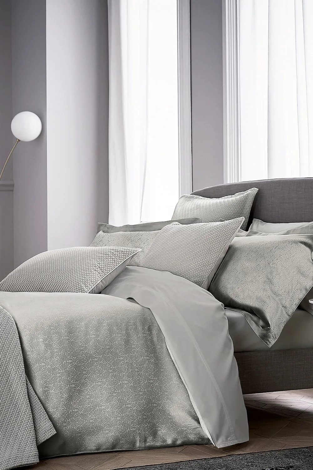 1951 'Tahra' Cotton Duvet Cover in Silver