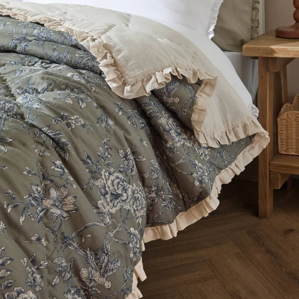 Wylder Hermione Ruffled 100% Cotton Floral Bedspread in Green 2