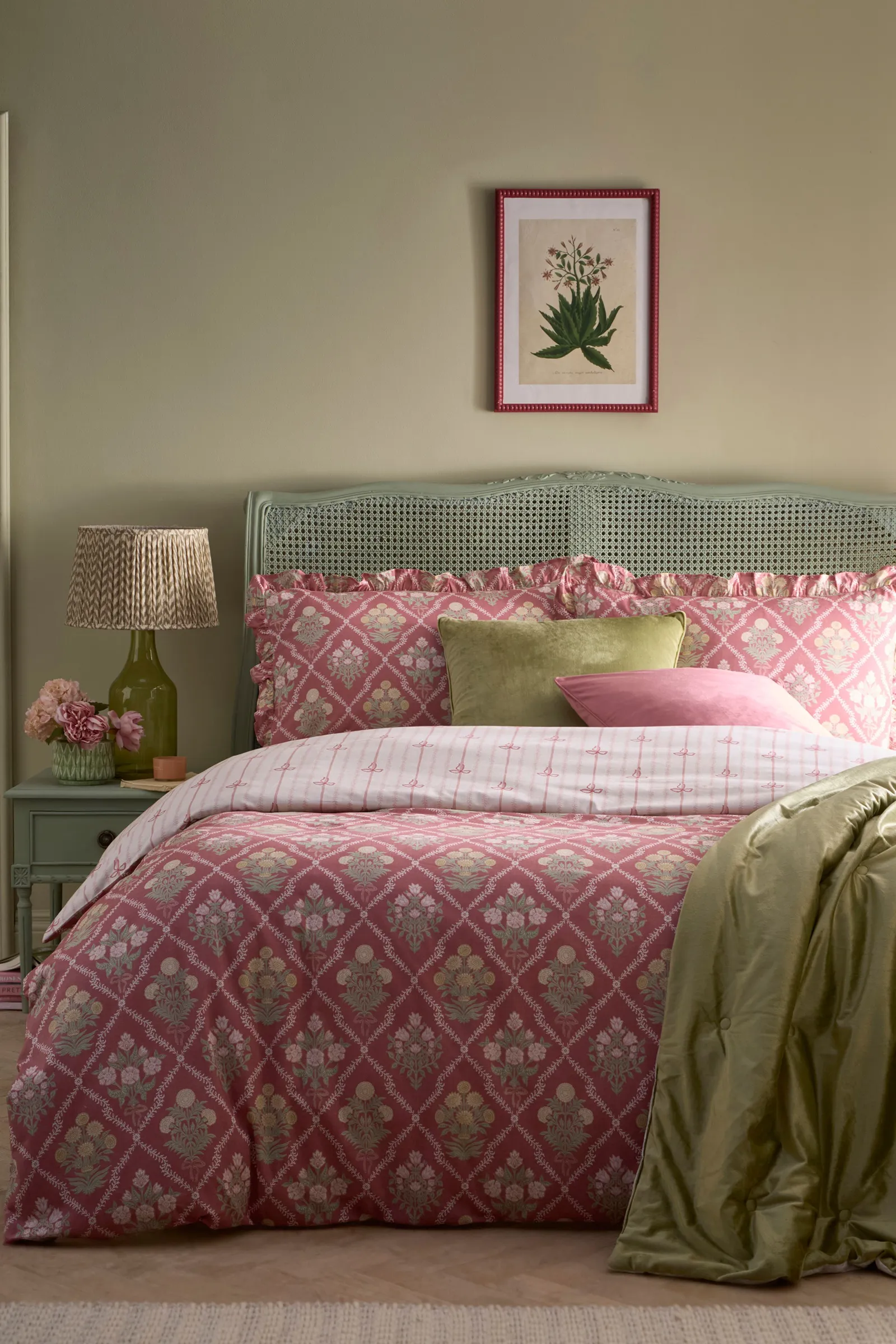 Appletree 'Aurelia' 100% Cotton Floral Print Duvet Cover Set in Pink 4