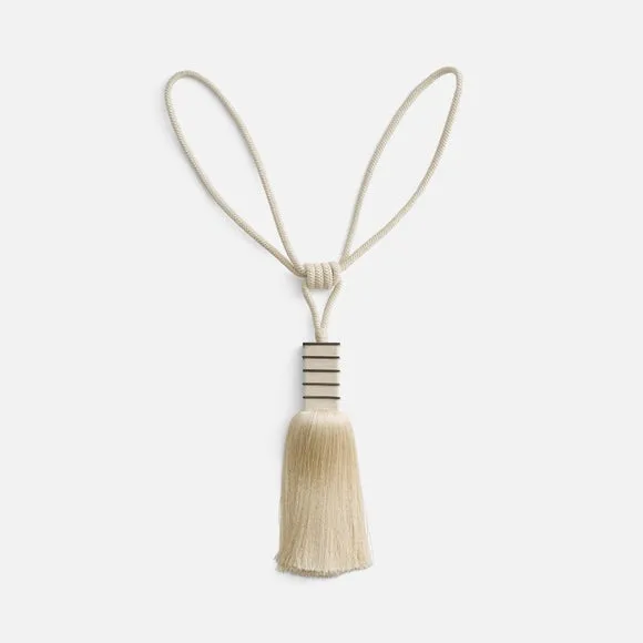 Fontaine Curtain Tieback 2