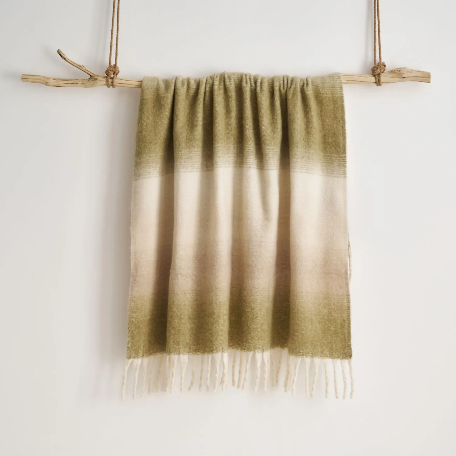Allure Bath Fashions Ombre Faux Mohair Throw - Soft Fringed Blanket 130 x 170cm in Green