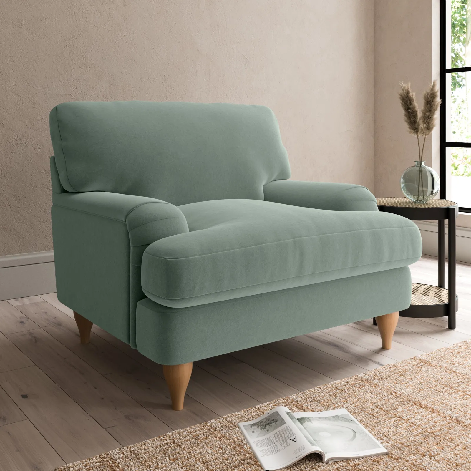 Darwin Luxury Velvet Armchair Luxury Velvet Lilypad